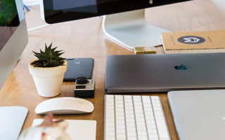 疯传！曼联3-1狂胜维拉 老特拉福德沸腾！B费双助攻封神，替补16分钟绝杀